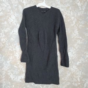 Rag & Bone Sz M Knit Gray Grey Ribbed Sweater Dress Long Sleeve V Neck. 100% woo